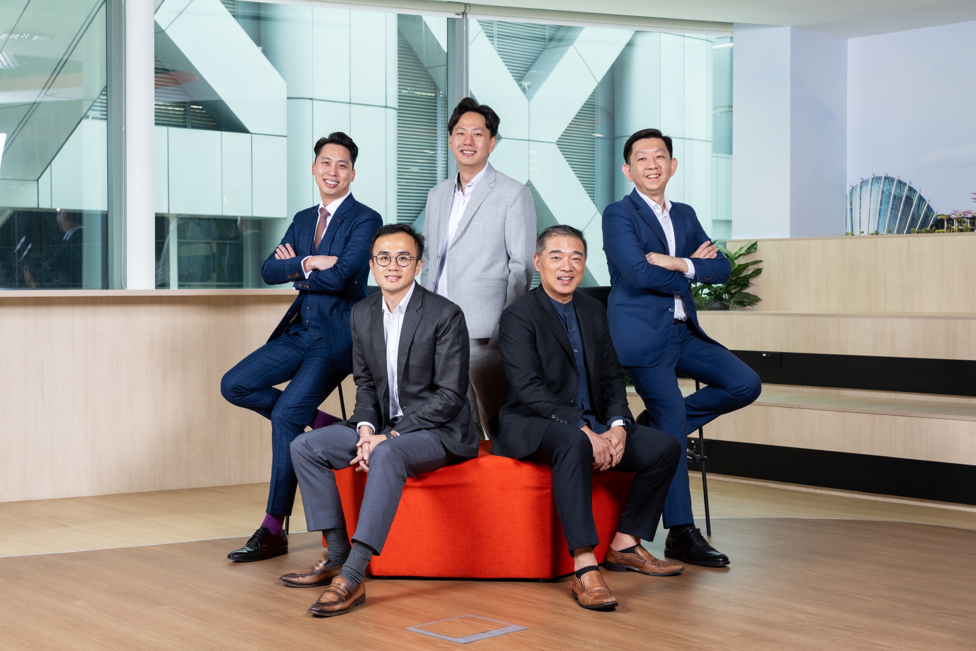 Income Advisory FA top directors group photo